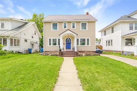 818 Allison Ave, Lorain, OH 44052