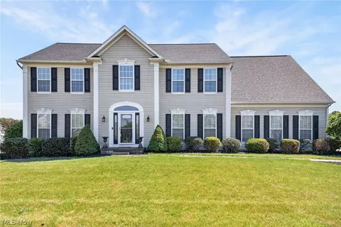 3483 Symphony St, Cuyahoga Falls, OH 44223