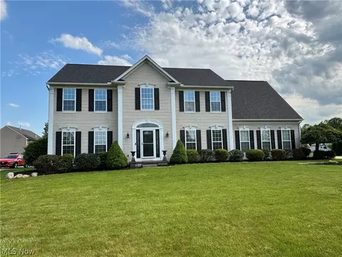 3483 Symphony St, Cuyahoga Falls, OH 44223