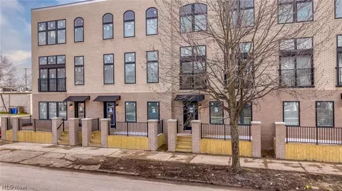 4705 Bridge Ave, Cleveland, OH 44102