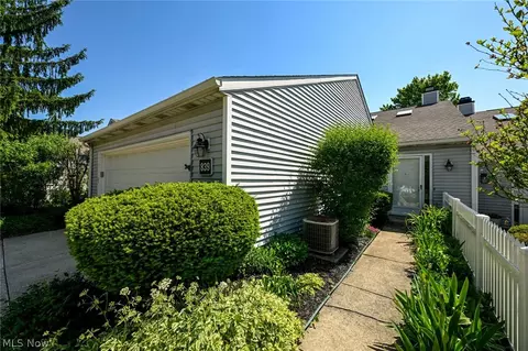 839 Sutton Pl, Akron, OH 44313