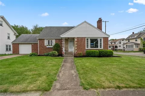 626 22nd St NW, Canton, OH 44709