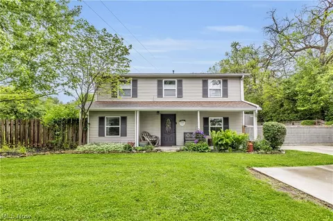 8704 Columbia Rd, Olmsted Falls, OH 44138