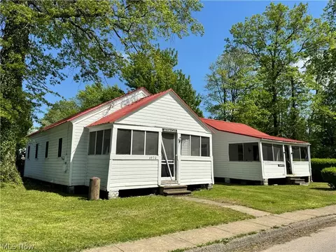 4970 4966 Presidential Ave, Geneva, OH 44041