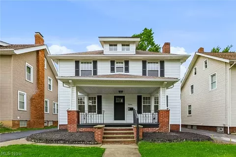 3244 Redwood Rd, Cleveland Heights, OH 44118