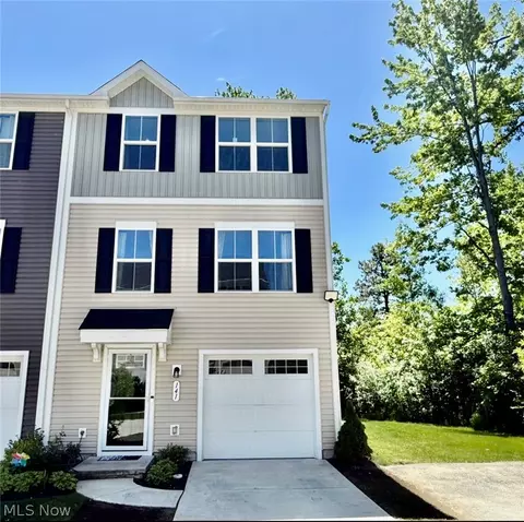 141 Grass Ct, Painesville, OH 44077