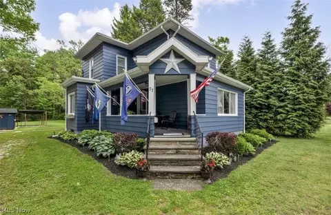 77 S Crowell Ave, Geneva, OH 44041