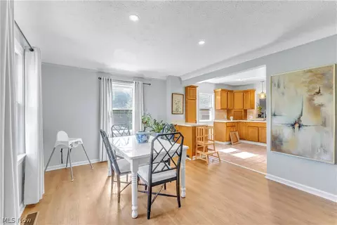 950 E Sprague Rd, Broadview Heights, OH 44147 photo 7