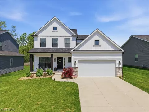 3331 Wicker St NE, Canton, OH 44721