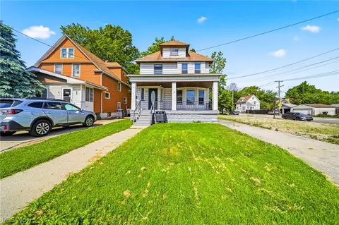 3024 W 100th St, Cleveland, OH 44111