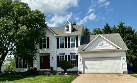 4297 Brookview Ct, Uniontown, OH 44685