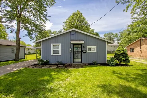 912 Jefferson St, Orrville, OH 44667