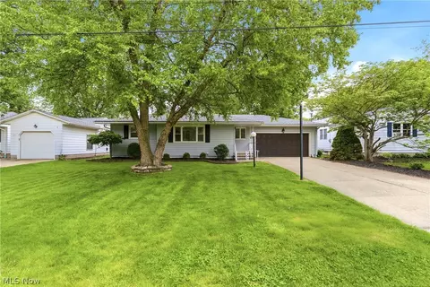 537 Randall Rd, Elyria, OH 44035 photo 3