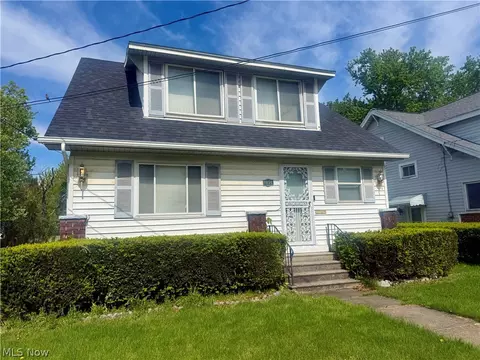 1056 Homewood, Warren, OH 44483