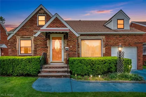 28110 Lake Shore Blvd, Euclid, OH 44132