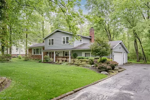 6424 Creekside Trl, Solon, OH 44139 photo 2