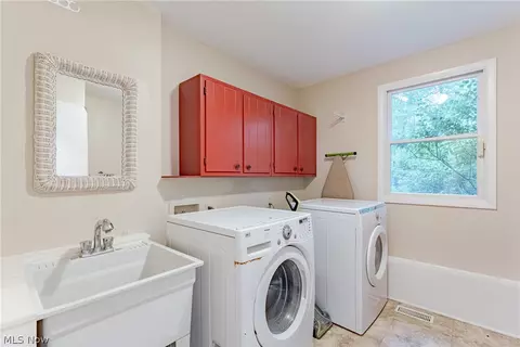 6424 Creekside Trl, Solon, OH 44139 photo 12