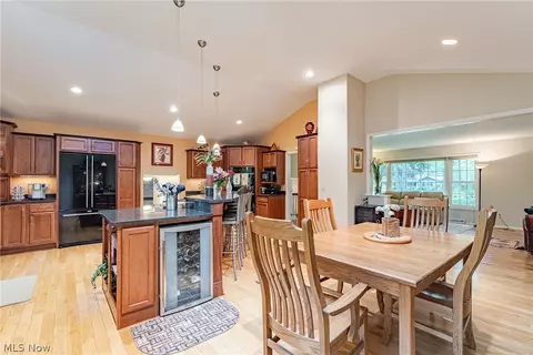 6424 Creekside Trl, Solon, OH 44139 photo 9