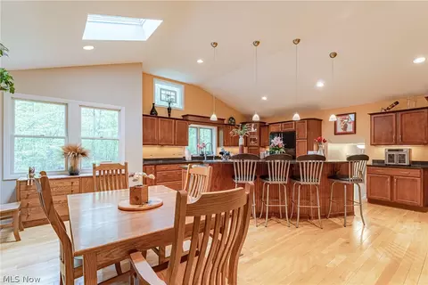 6424 Creekside Trl, Solon, OH 44139 photo 7