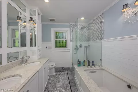 Bath - 374 Silver Ridge Dr, Copley, OH 44321 photo 1 of 3