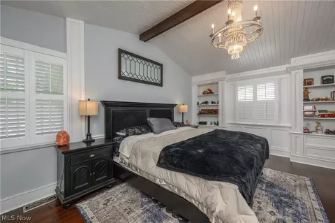 Bedroom - 374 Silver Ridge Dr, Copley, OH 44321 photo 1 of 4