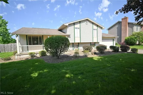 3608 Meander Reserve Cir, Canfield, OH 44406