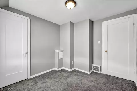 22601 Ivan Ave, Euclid, OH 44123 photo 26