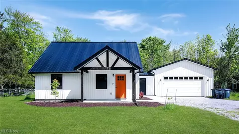 178 W Lincoln St, Oberlin, OH 44074