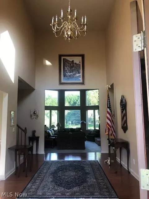 Entry Way - 8135 Thackeray Ct, Broadview Heights, OH 44147 photo 1 of 4