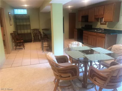 Dining - 8135 Thackeray Ct, Broadview Heights, OH 44147 photo 3 of 4