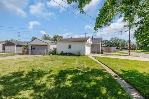 Exterior - 5915 Gerald Ave, Parma, OH 44129 photo 6 of 6