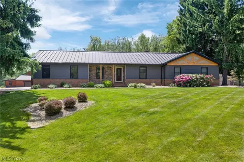 408 Center Rd, New Franklin, OH 44319