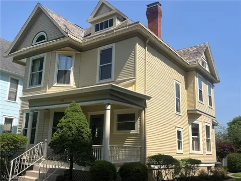 504 Cutler St, Marietta, OH 45750