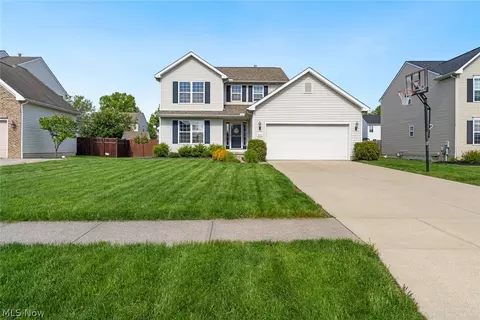 4642 Crossing Trl, Lorain, OH 44053