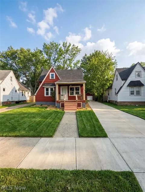 3922 Brookside Blvd, Cleveland, OH 44111