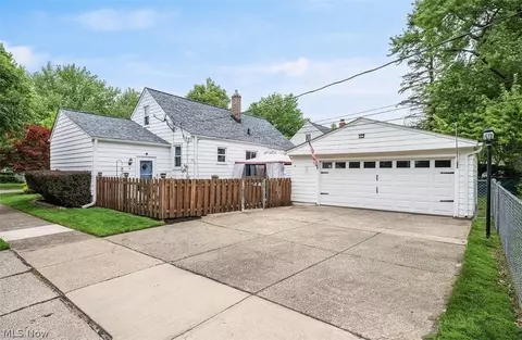 977 Learidge Rd, Lyndhurst, OH 44124 photo 37