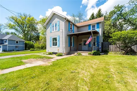 758 Summit St, Salem, OH 44460