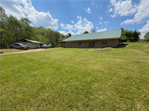 44073 Bell Rd, Lisbon, OH 44432