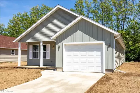 Exterior - 2005 E Oldgate Rd, Sandusky, OH 44870 photo 3 of 3
