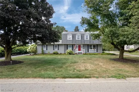 5507 Foxboro Ave NW, Canton, OH 44718