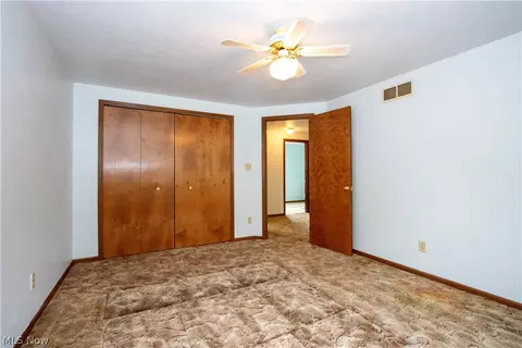 Bedroom - 255 Wolf Ave, Wadsworth, OH 44281 photo 6 of 9