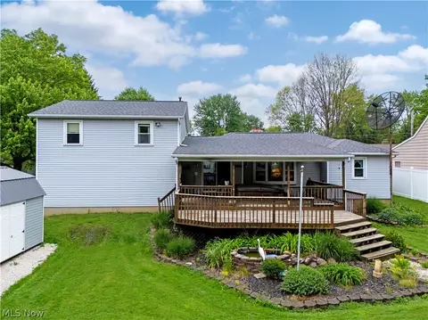 Exterior - 255 Wolf Ave, Wadsworth, OH 44281 photo 1 of 2