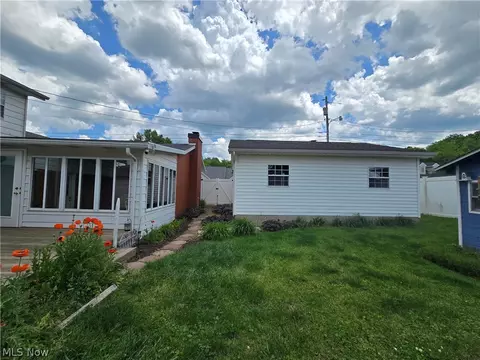 Exterior - 206 E 5th St, Williamstown, WV 26187 photo 5 of 7
