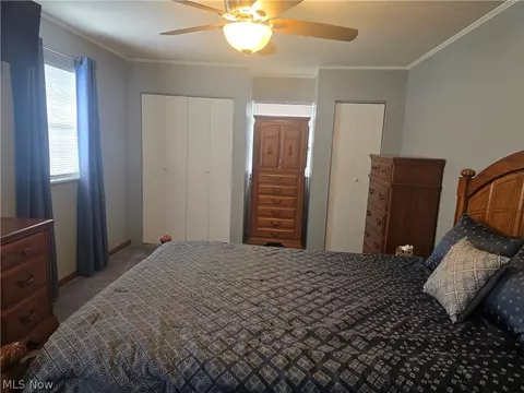 Bedroom - 206 E 5th St, Williamstown, WV 26187 photo 3 of 6