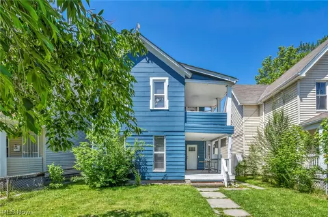 3010 Daisy Ave, Cleveland, OH 44109