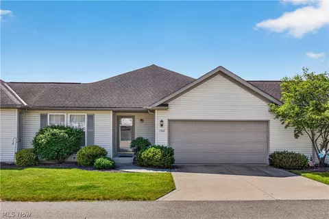7342 Glengary Dr, Sagamore Hills, OH 44067