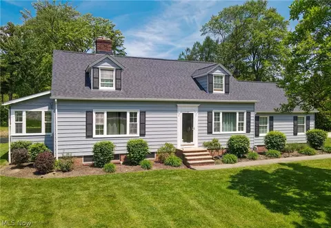 28449 Pike Dr, Orange, OH 44022
