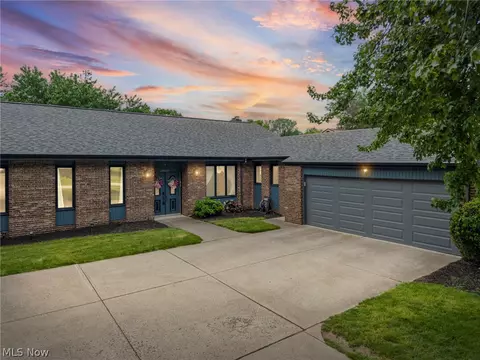 24707 Westwood, Westlake, OH 44145