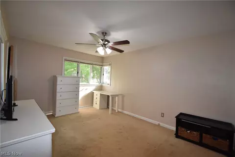 Bedroom - 40 Gillian Ln, Youngstown, OH 44511 photo 3 of 3