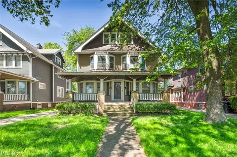 3032-3034 West Blvd, Cleveland, OH 44111